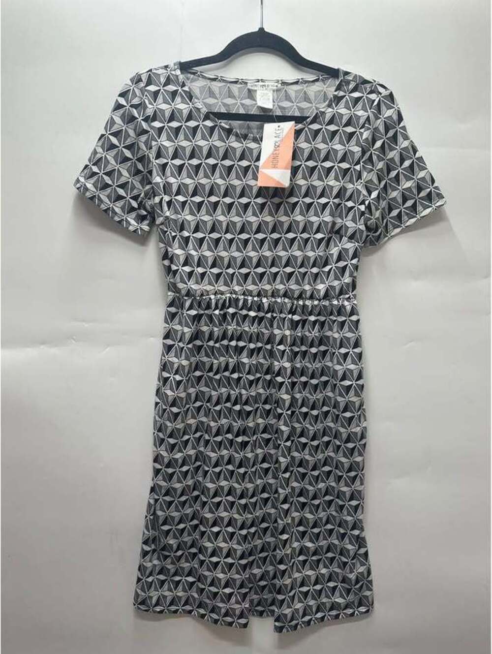 Honey& Lace Geometric Print Dress with Pockets, Size M